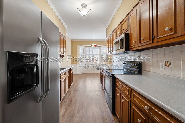 Building Photo - 344 Folkstone Cir