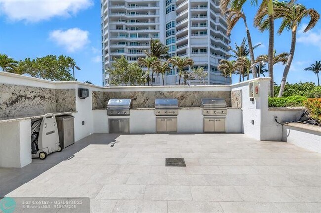Building Photo - 1620 S Ocean Blvd