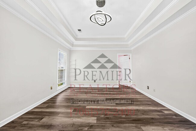 Building Photo - 5924 Big Oak Dr