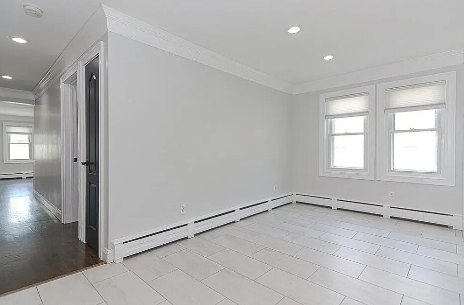 Building Photo - 237 Trenton St
