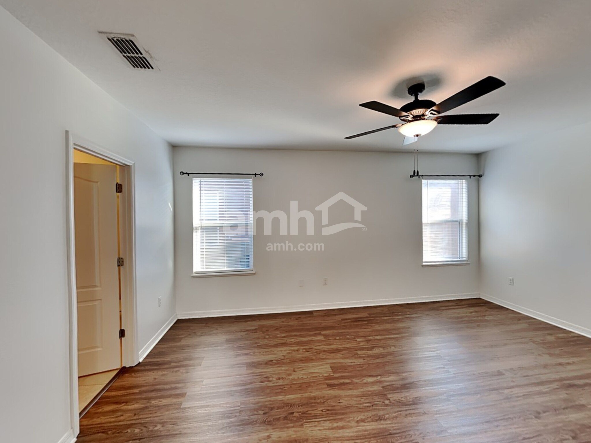 Building Photo - 5010 Windbourne Way