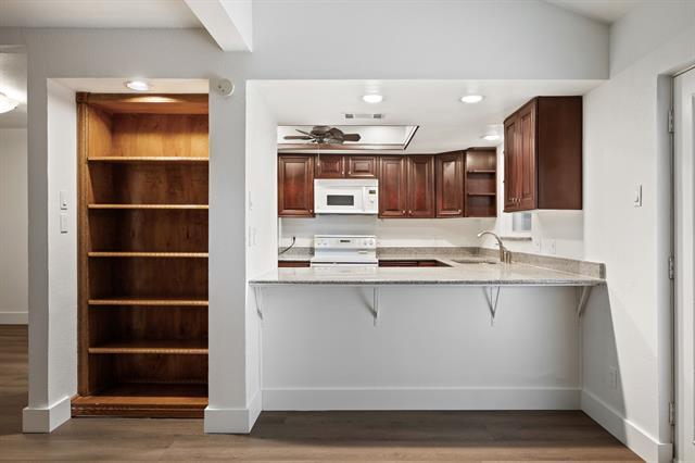Building Photo - 2706 Creekwood Ct