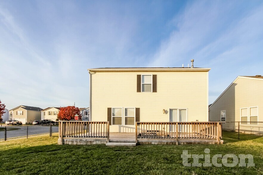 Building Photo - 151 Snowflake Cir