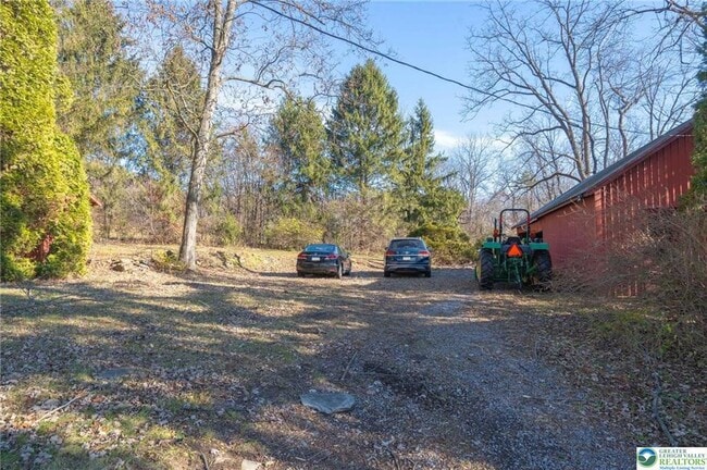 Building Photo - 621 Nursery Rd