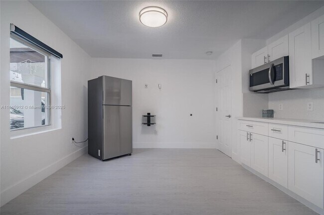 Building Photo - 595 NW 139th Terrace