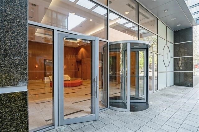 Building Photo - 1 Shore Ln