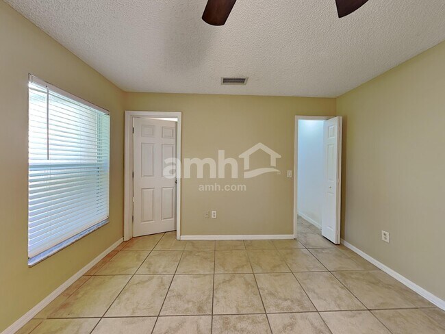 Building Photo - 655 Belvedere Rd NW