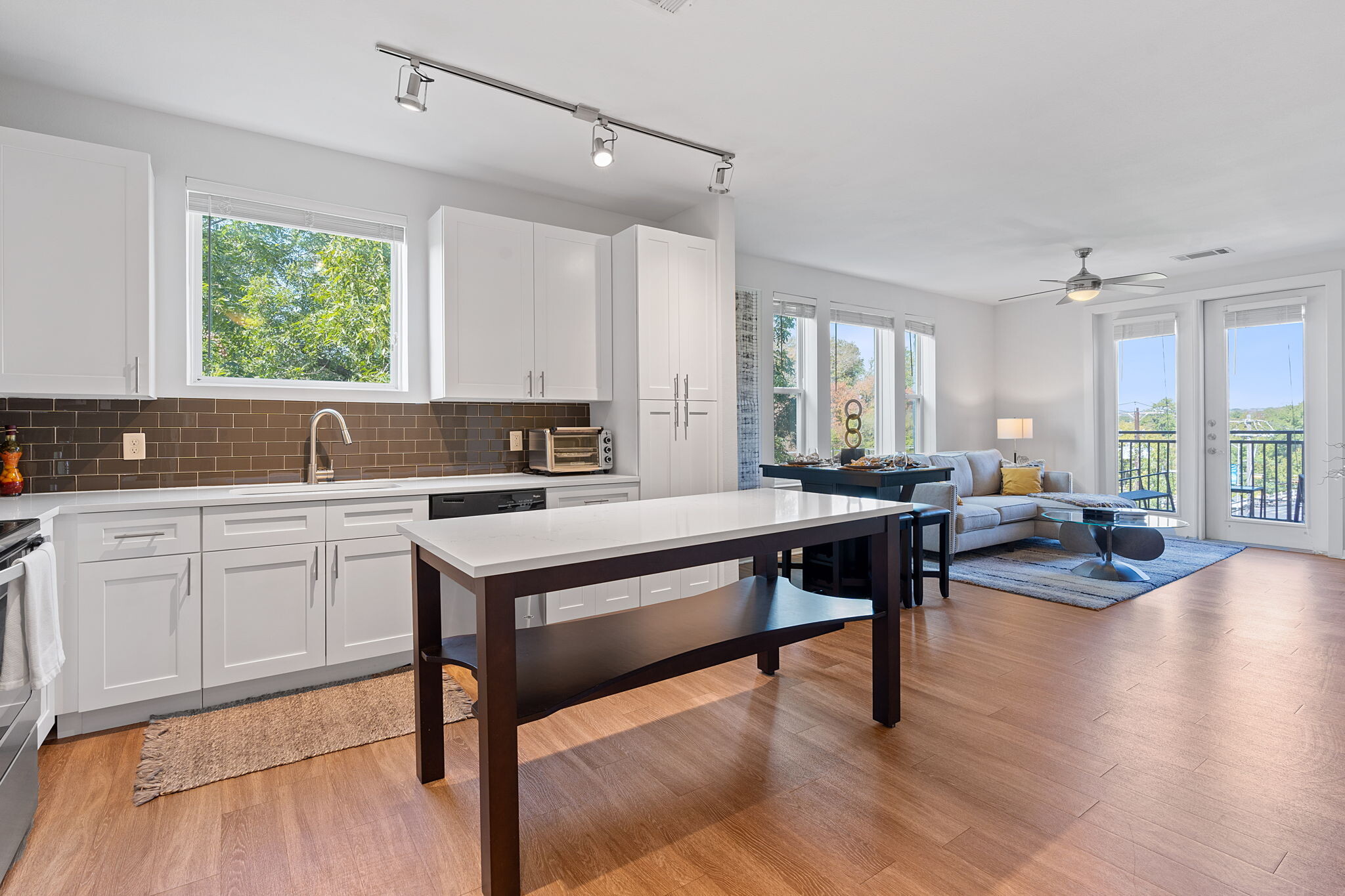 Building Photo - 1900 Barton Springs Rd