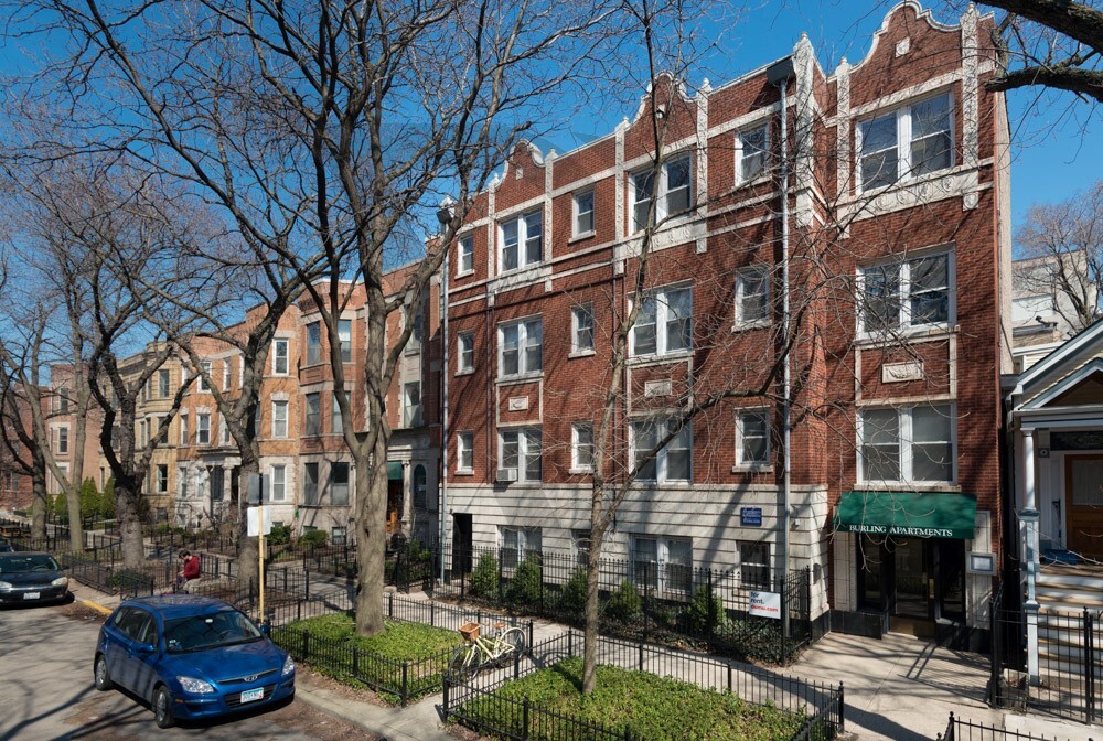 Building Photo - 2825 N Burling St