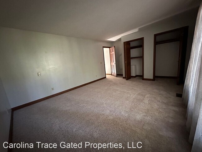 Building Photo - 3 br, 2 bath House - 5055 Bluebird Drive