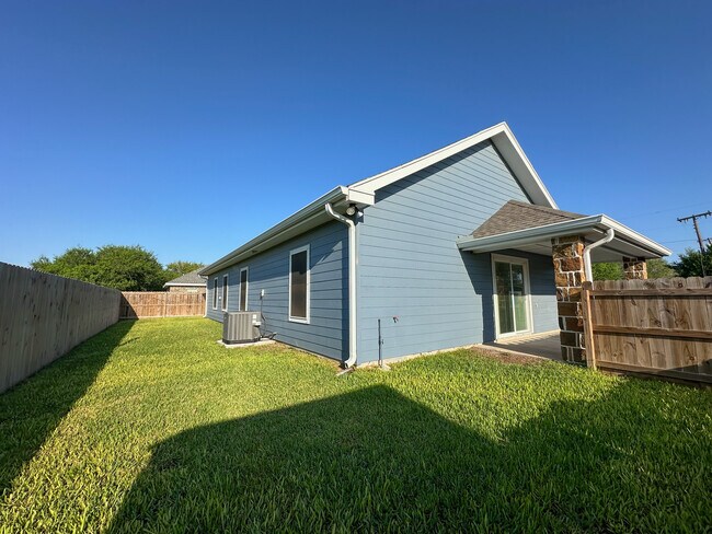 Building Photo - 309 Kindinger Rd