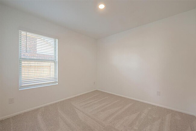 Building Photo - 5107 Sunvalley Bend Dr