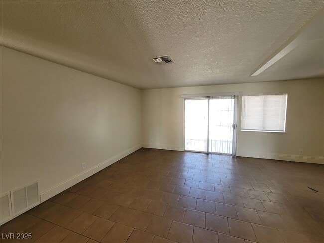Building Photo - 3908 Montebello Ave