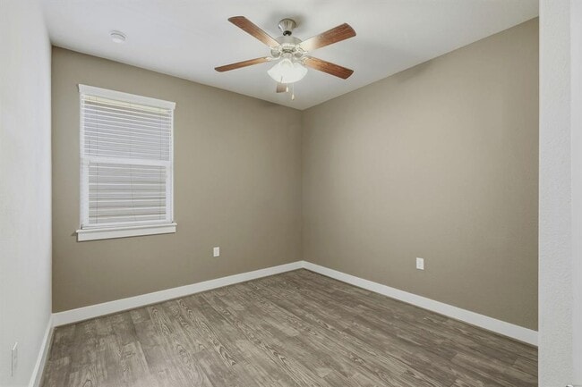 Building Photo - 12221 Cottage Promenade Ct