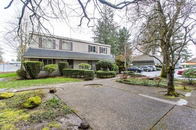 Building Photo - Market Street Apts. Beautiful 2x1.5 unit!