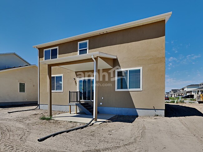 Building Photo - 3341 S 2580 W