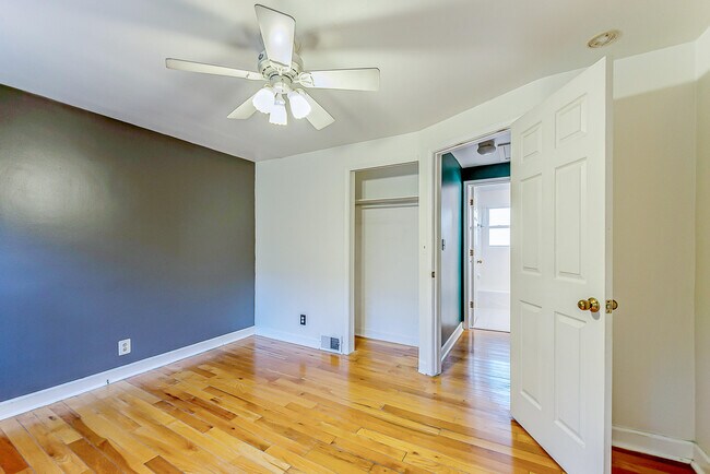 Building Photo - 2655 Whitewood St