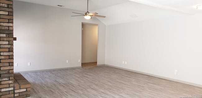 Building Photo - 9210 Fisher's Hill Dr