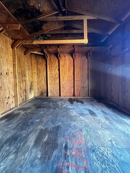 Building Photo - 712 Richmond Ave