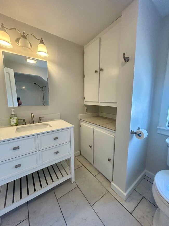 Building Photo - Fabulous 3 bedroom in York.