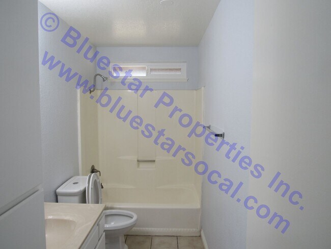 Building Photo - 12652K