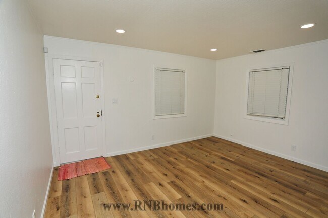 Building Photo - 3141 63rd St