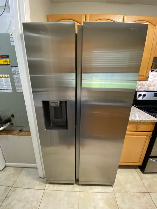 Building Photo - 261 Deltona Blvd