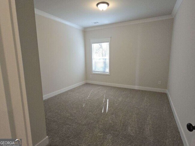 Building Photo - 440 Winding Rose Dr