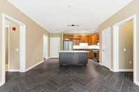 Building Photo - 250 Daniel Burnham Square