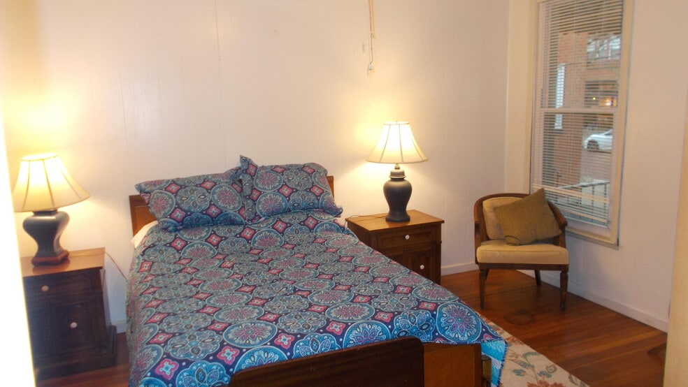 bedroom 2 - 2196 Murray Hill Rd