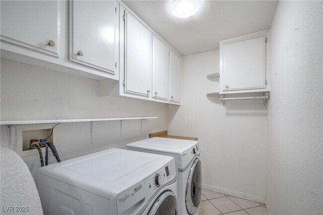 Building Photo - 3445 E Toquima Cir