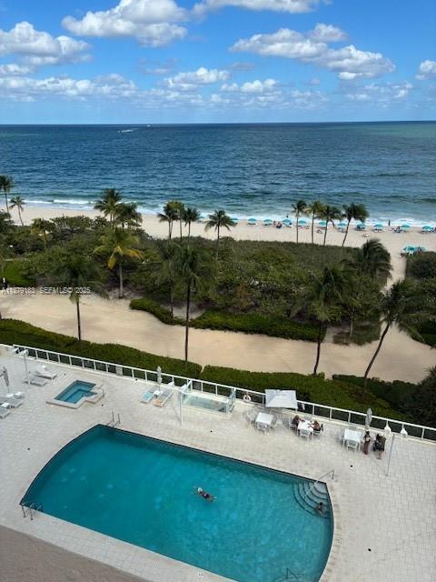 Building Photo - 10185 Collins Ave