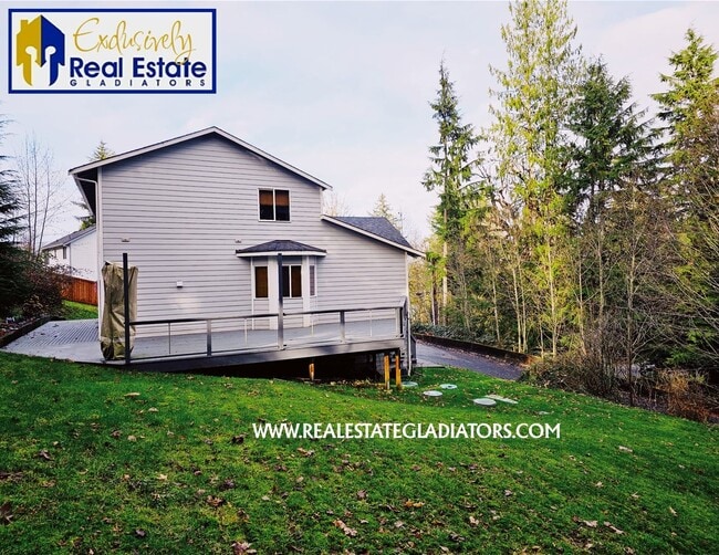 Building Photo - 4 Bed 2.5 Bath in River King Estates - Dog...