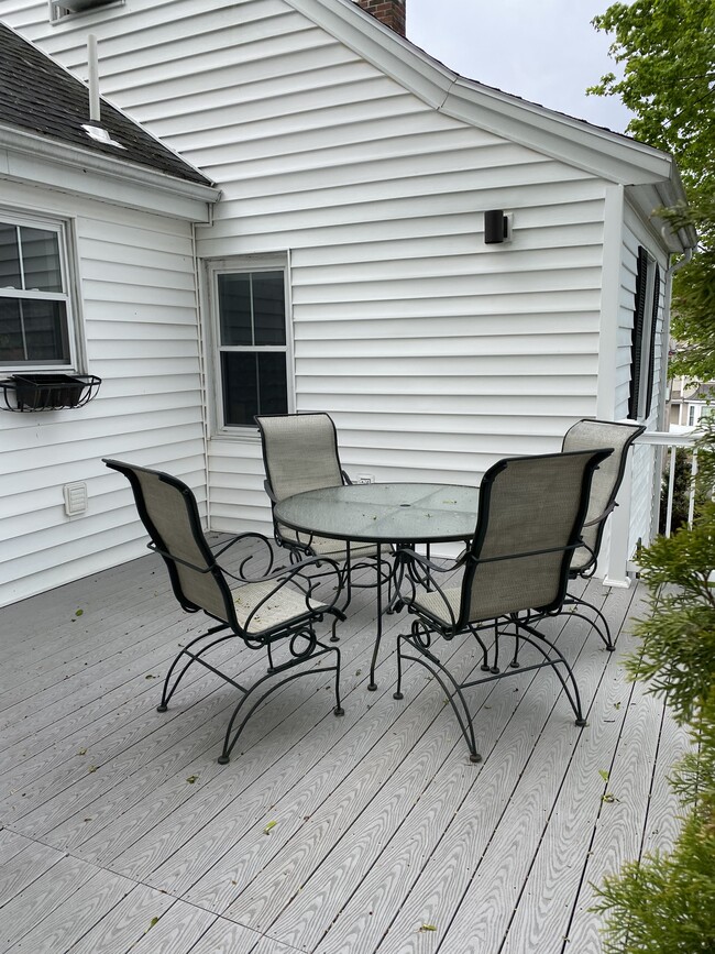 Deck dining area - 33 N Main St