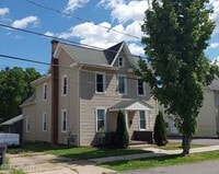 Building Photo - Spacious home