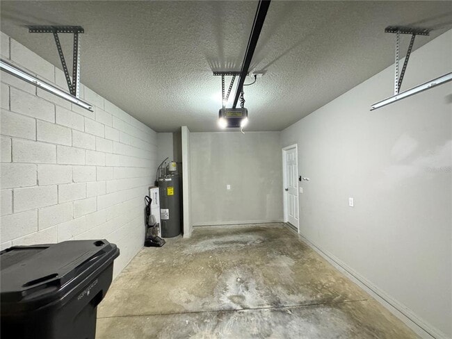 Building Photo - 413 Legacy Lp