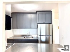 Building Photo - 1 bedroom in ASTORIA NY 11102