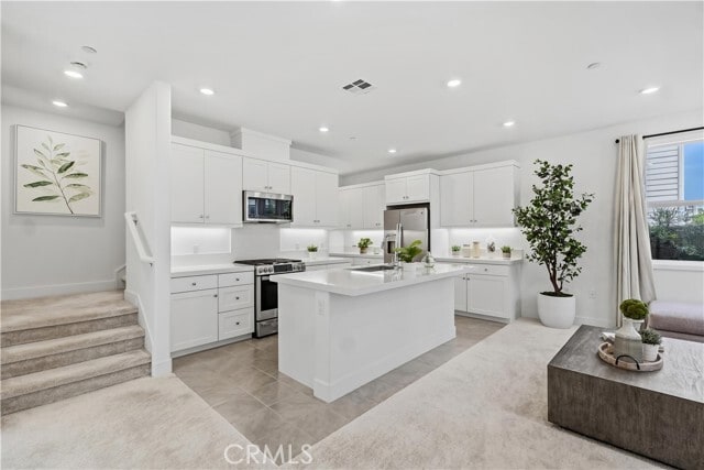 Building Photo - 208 Yerba