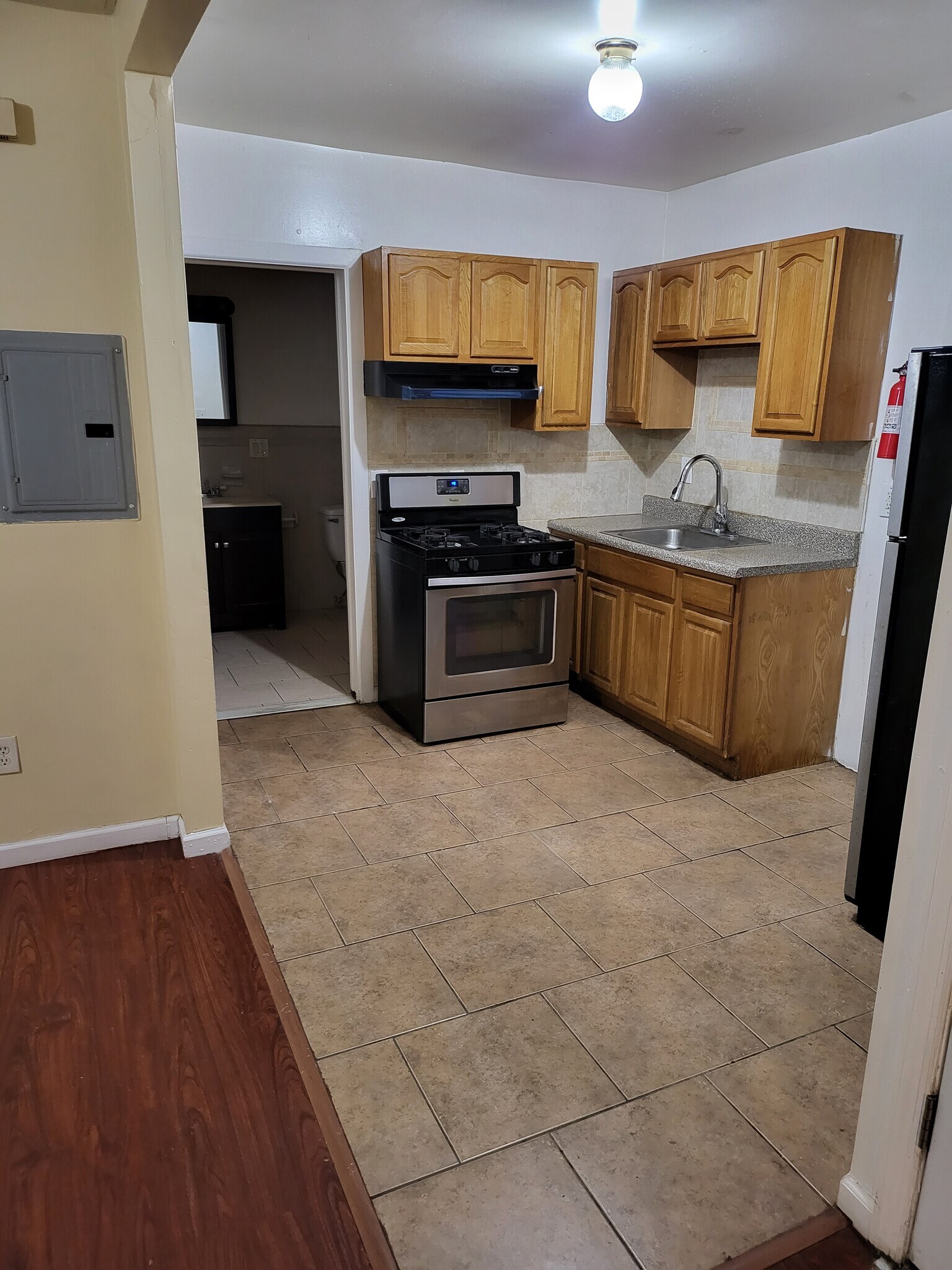 Building Photo - 791 S 13th St