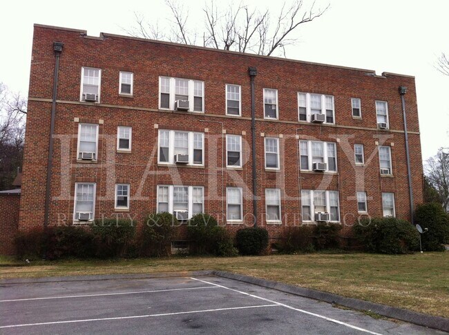 Building Photo - Dupree Apartments
