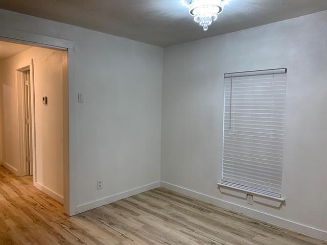 Building Photo - 1046 W Collins St