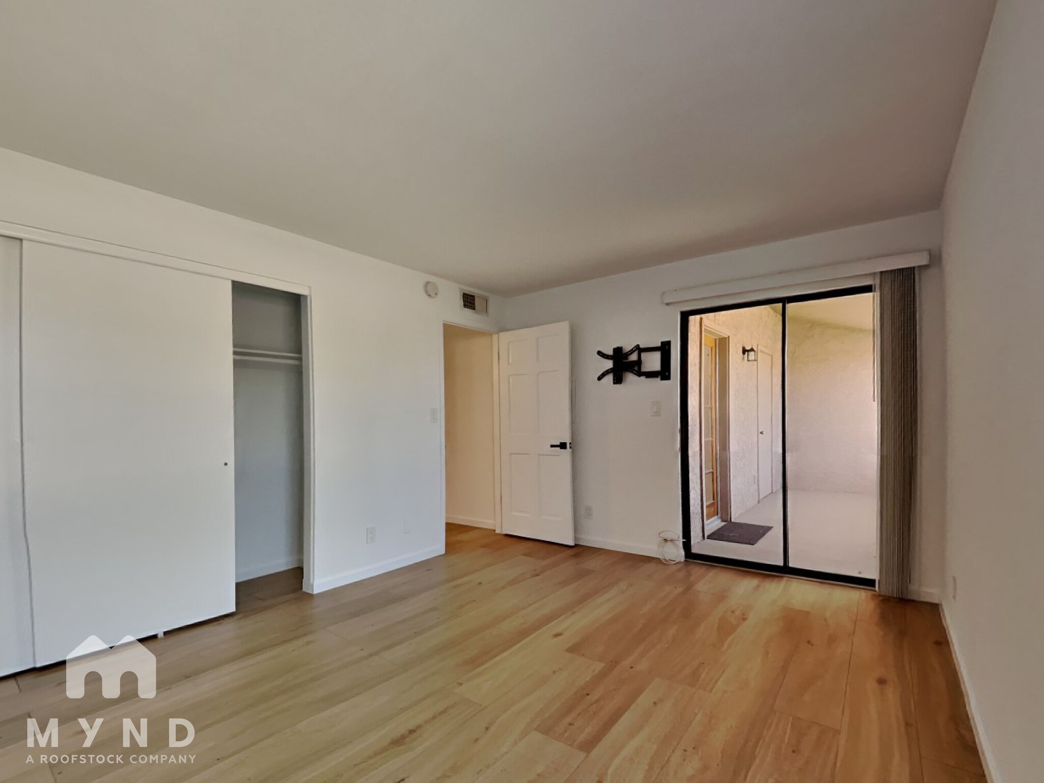 Building Photo - 5998 N 78th St