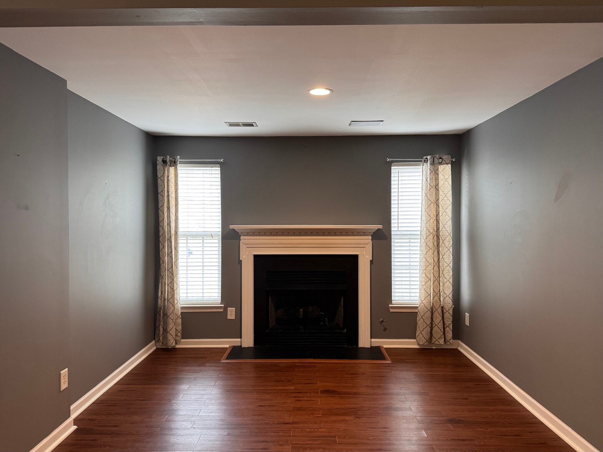 Building Photo - 7837 Heaton Way