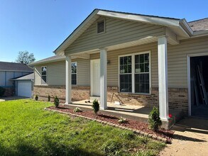 Building Photo - 3 Bed House in St. Peter's MO