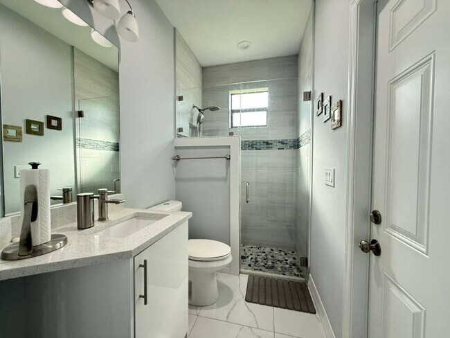 Building Photo - 3 bed 2 bath Single Family home in Golden Gate Estates