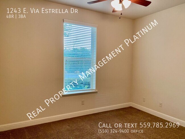 Building Photo - 1243 E Via Estrella Dr