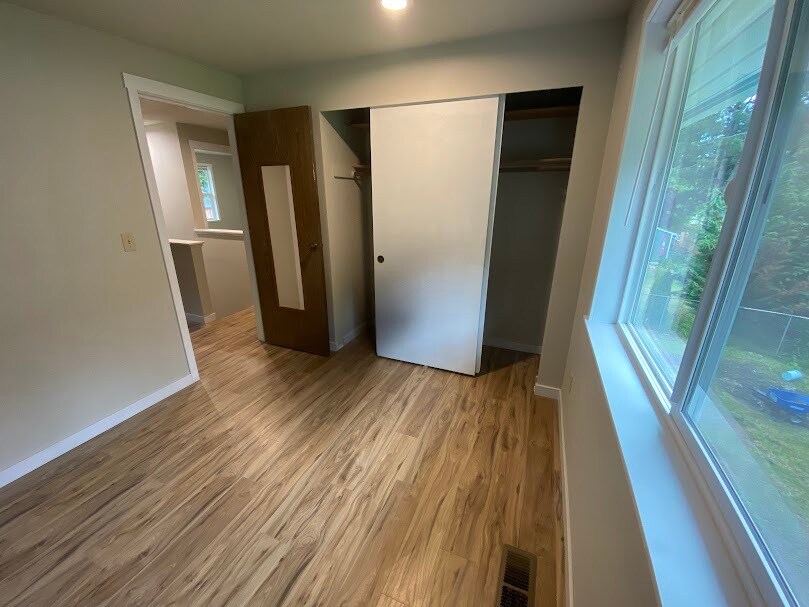 Building Photo - 7233 Stanford Ct NW