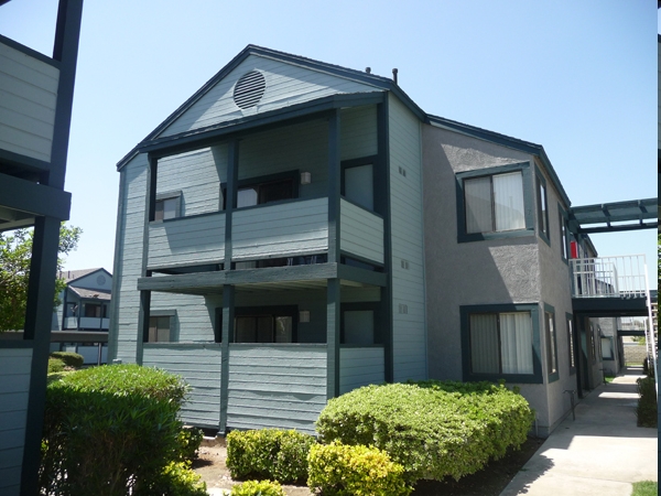 Building Photo - Foothill Cape Apartments