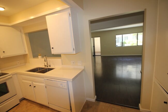 Building Photo - 4700 Natick Ave