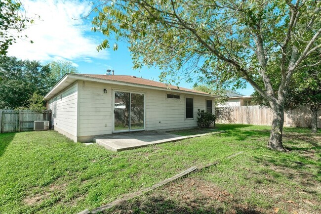 Building Photo - 124 Hunter Rex Way